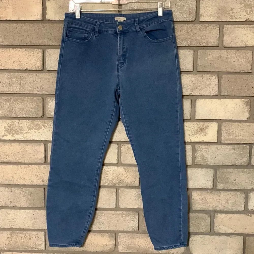 3for$20 cropped jeans size 31